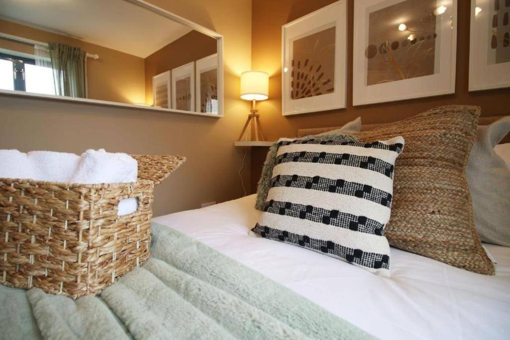 The Observatory By Mia Living 2 Bedroom Apartment Overlooking Swansea Beach With Free Parking Екстер'єр фото